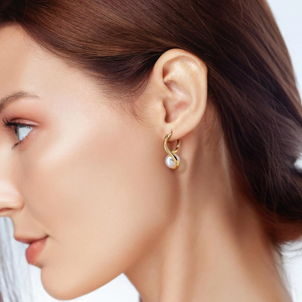 14K Gold Hoop Earrings Teardrop-Shaped with Twisted Lines Drop