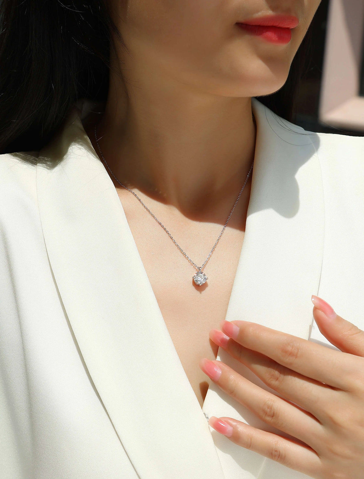 1Round and Smooth Diamond Jewelry Piece Set with 2-Carat Moissan Diamonds, S925 Sterling Silver and Platinum-Plated Pendant 